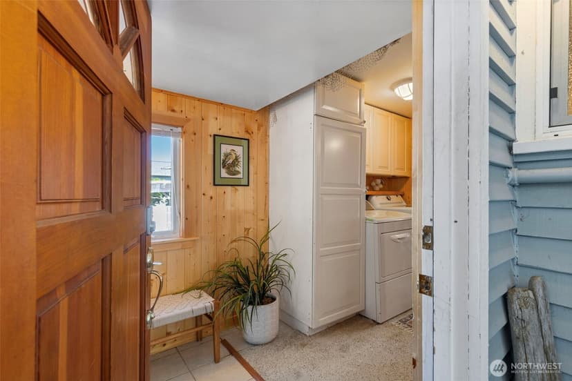 Property photo for 2708 E 10th Street, Bremerton photo 28