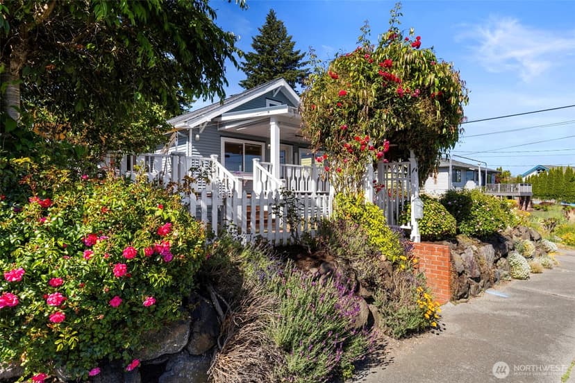 Property photo for 2708 E 10th Street, Bremerton photo 7