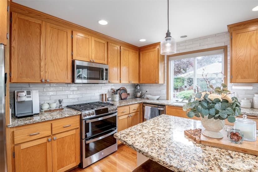 Property photo for 8214 70th Avenue Ct E, Puyallup photo 8