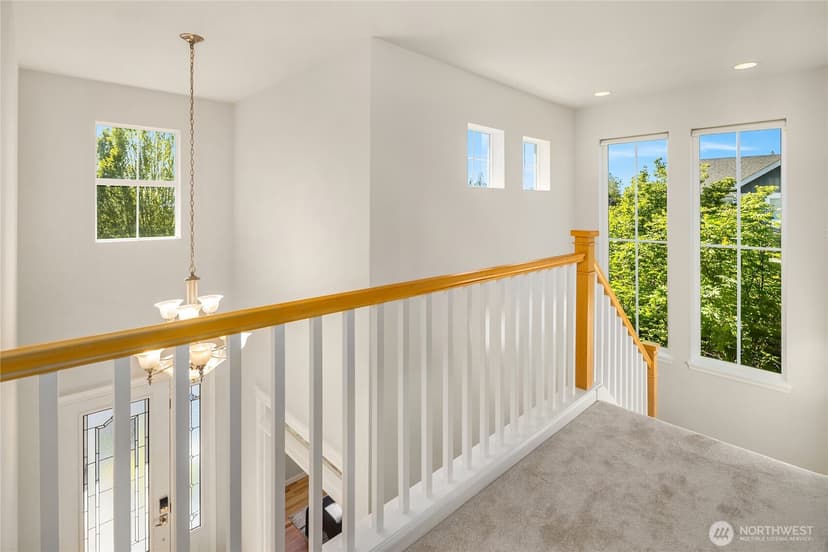 Property photo for 2496 33rd Avenue NE, Issaquah photo 17