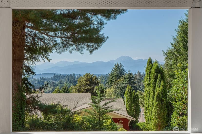 Property photo for 2219 NE Riddell Road, Bremerton photo 16