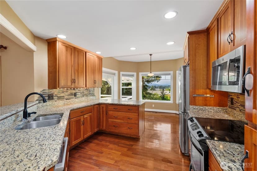 Property photo for 2219 NE Riddell Road, Bremerton photo 20