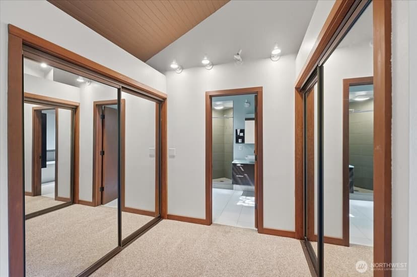 Property photo for 9418 Odin Way, Bothell photo 21