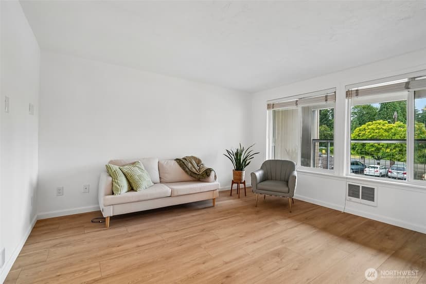 Property photo for 101 SW 119th Street #202, Seattle