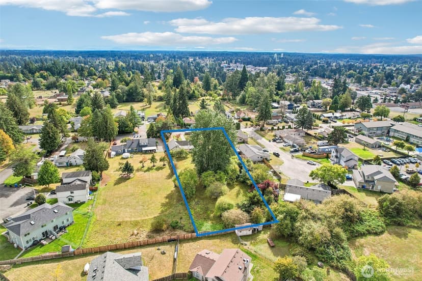 Property photo for 201 123rd Street E, Tacoma photo 9