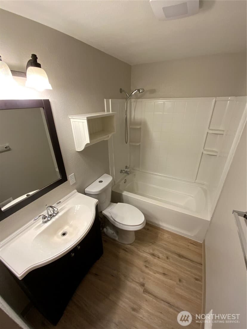 Property photo for 621 Brookdale Road E, Tacoma photo 9