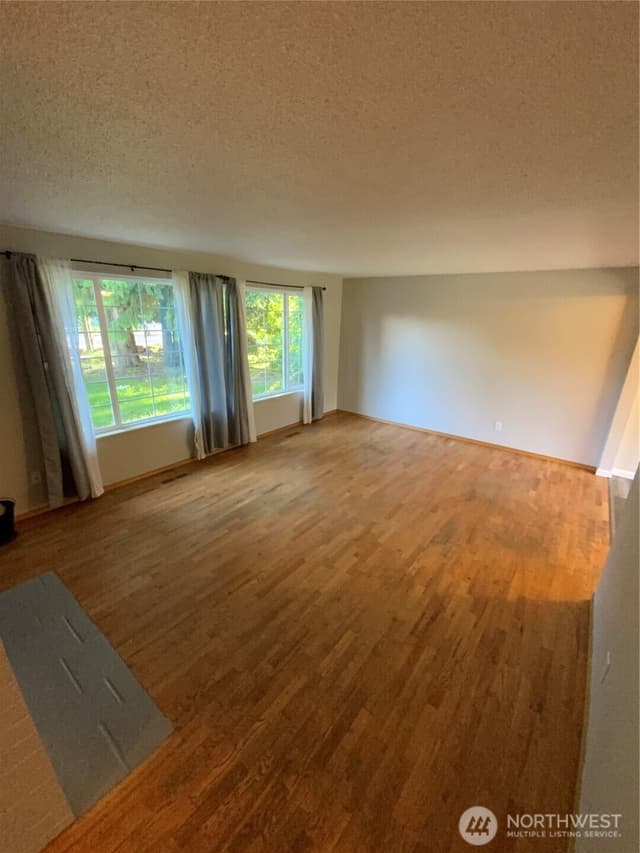 Property photo for 621 Brookdale Road E, Tacoma photo 4