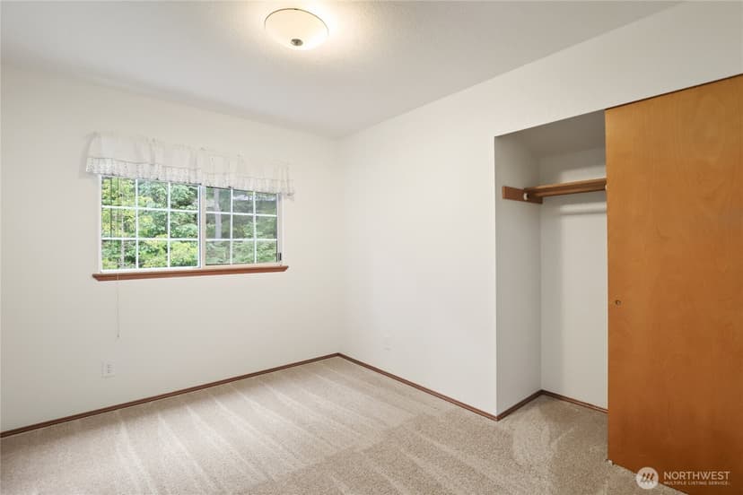 Property photo for 9621 Sunburst Court SE, Port Orchard photo 29