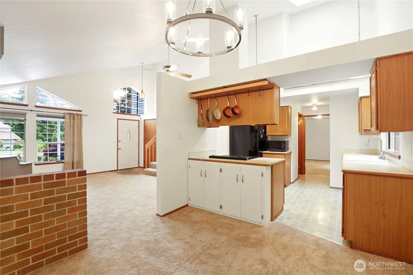 Property photo for 9621 Sunburst Court SE, Port Orchard photo 13