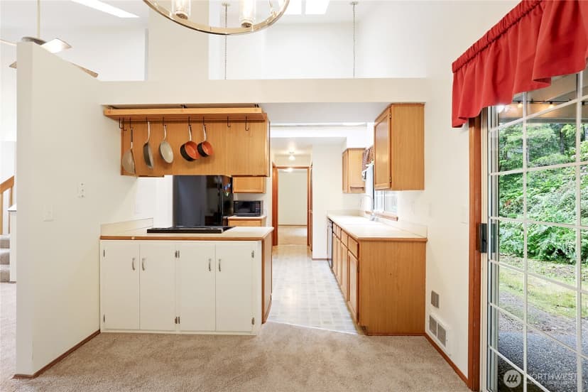 Property photo for 9621 Sunburst Court SE, Port Orchard photo 12