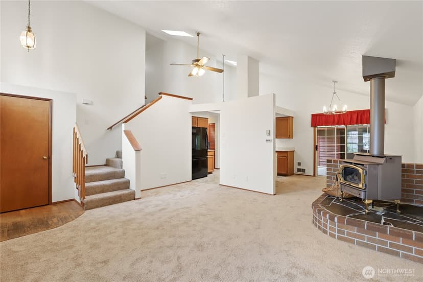 Property photo for 9621 Sunburst Court SE, Port Orchard photo 7
