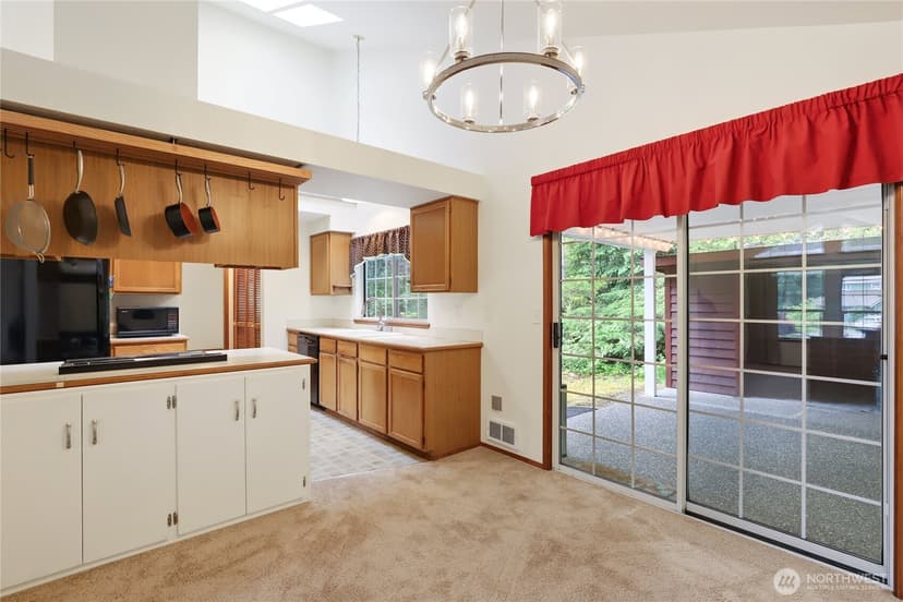 Property photo for 9621 Sunburst Court SE, Port Orchard photo 11