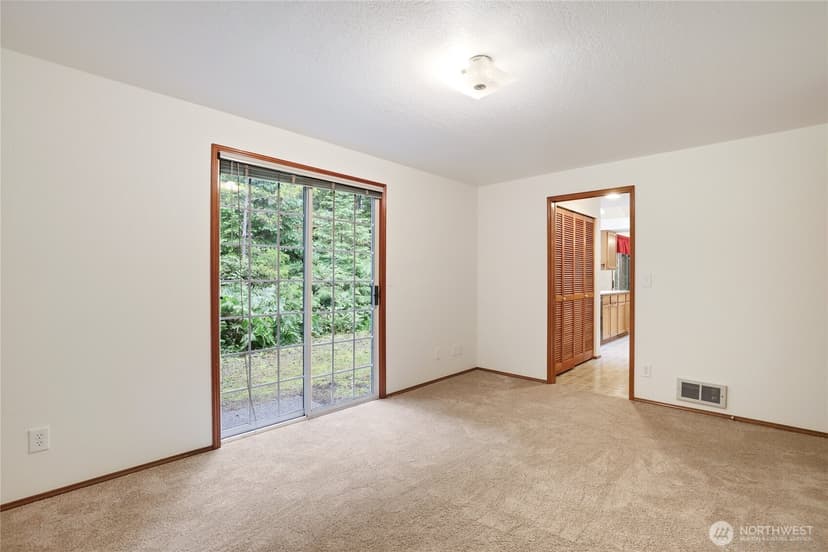 Property photo for 9621 Sunburst Court SE, Port Orchard photo 20