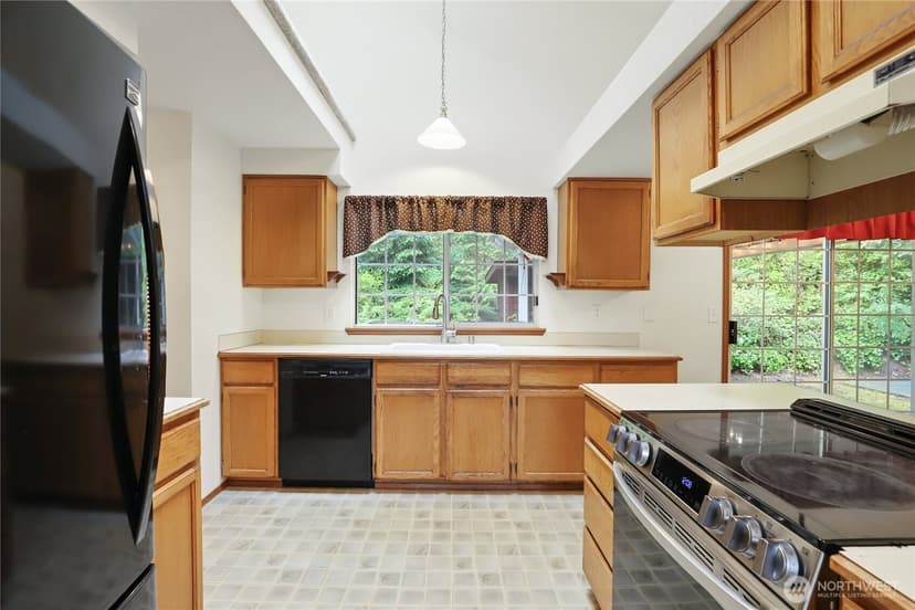 Property photo for 9621 Sunburst Court SE, Port Orchard photo 9