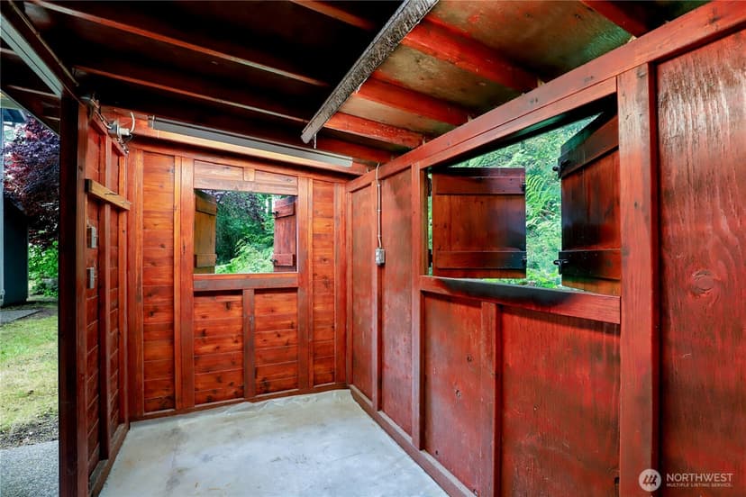 Property photo for 9621 Sunburst Court SE, Port Orchard photo 36
