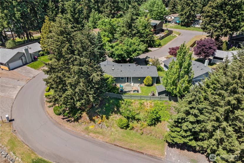 Property photo for 18915 80th Avenue Ct E, Puyallup photo 6