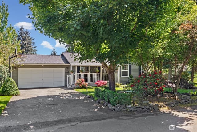 Property photo for 18915 80th Avenue Ct E, Puyallup photo 2