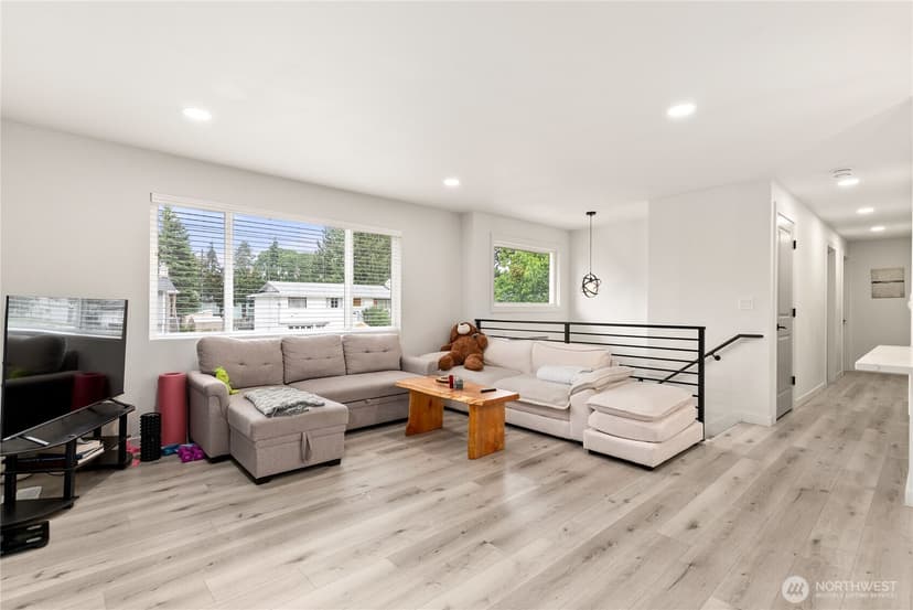 Property photo for 1516 Lafayette Street S, Tacoma photo 19
