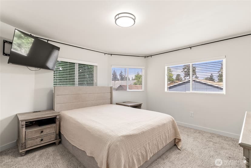 Property photo for 1516 Lafayette Street S, Tacoma photo 35