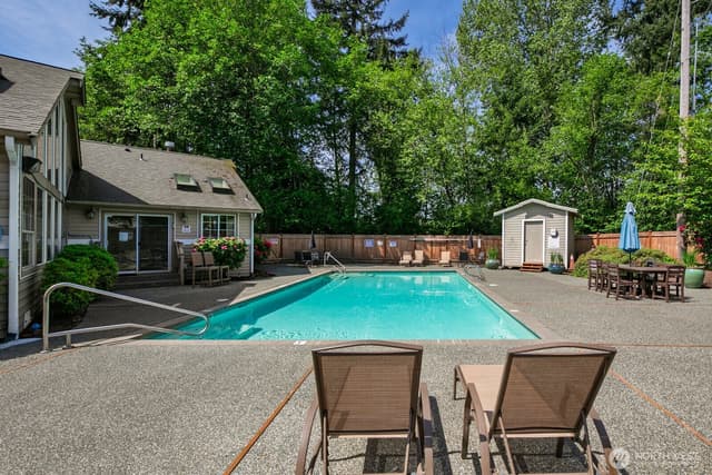 Property photo for 11527 Highway 99 #E-206, Everett photo 3