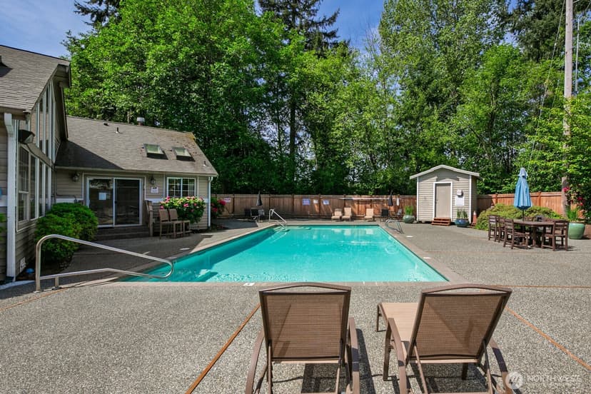 Property photo for 11527 Highway 99 #E-206, Everett photo 3