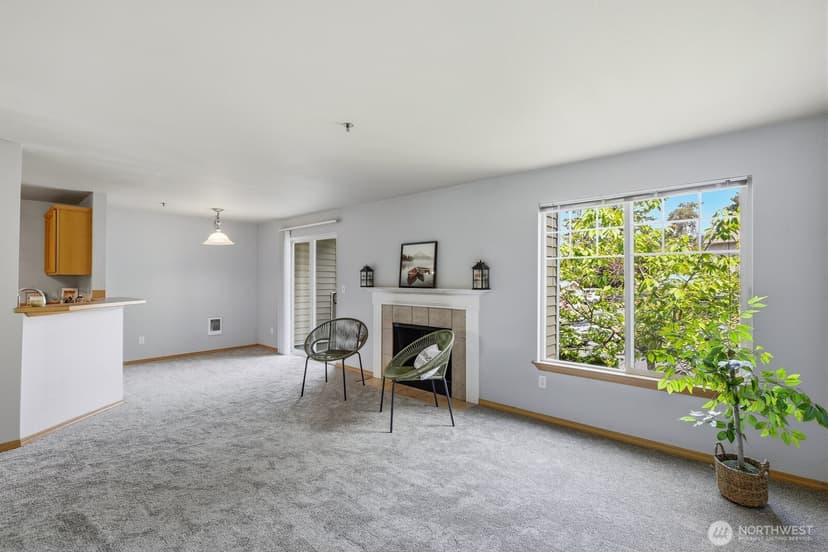 Property photo for 11527 Highway 99 #E-206, Everett photo 20
