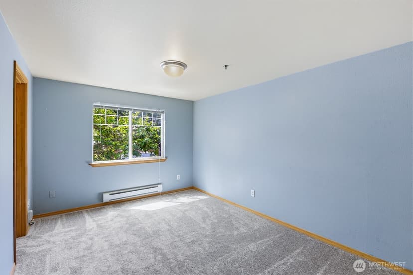 Property photo for 11527 Highway 99 #E-206, Everett photo 23