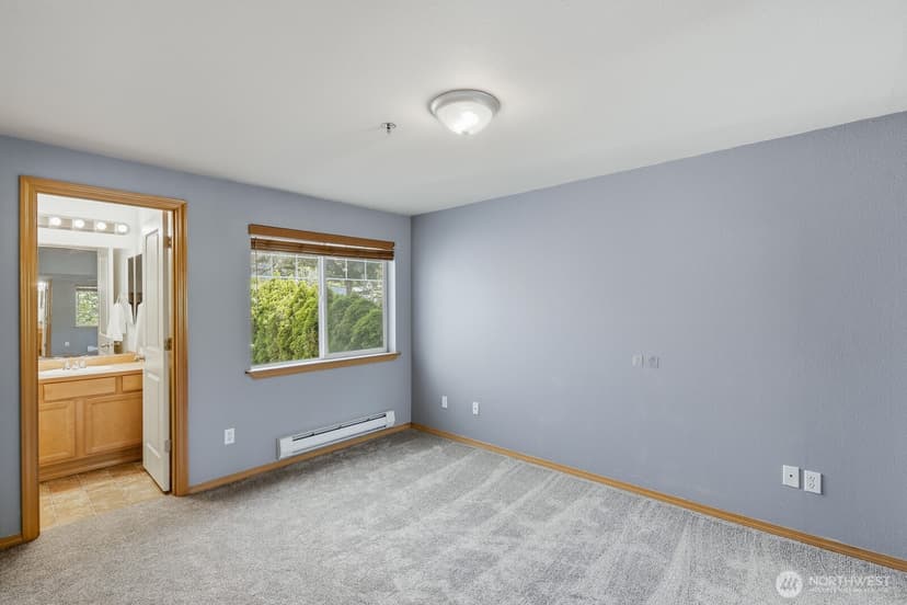 Property photo for 11527 Highway 99 #E-206, Everett photo 28