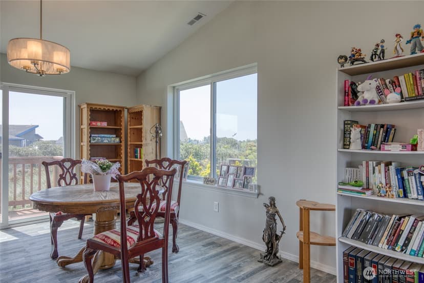 Property photo for 407 N Bel Air Loop SW, Ocean Shores photo 9
