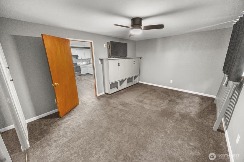 Property photo for 6313 N 45th Street, Tacoma photo 16