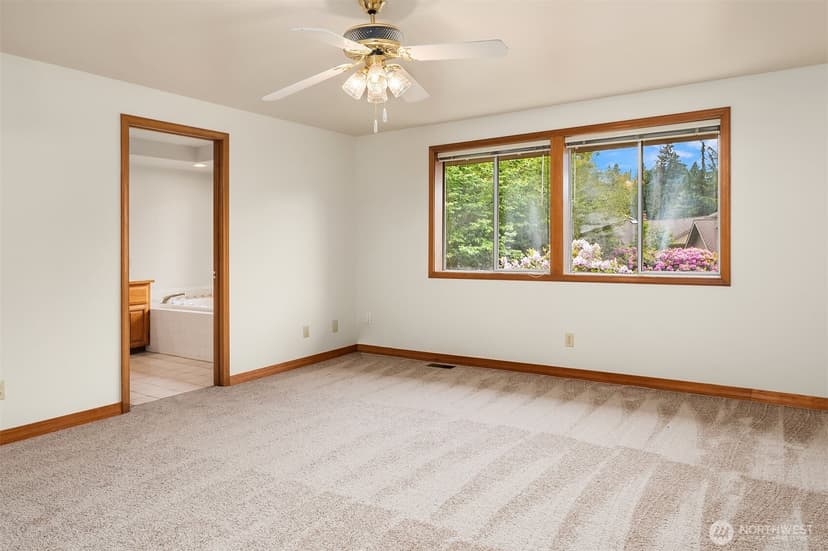 Property photo for 11828 43rd Drive SE, Everett photo 21
