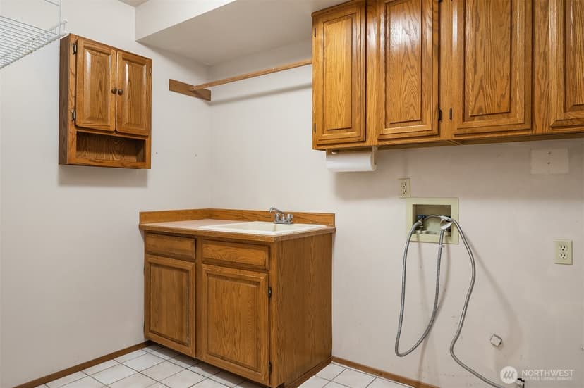 Property photo for 11828 43rd Drive SE, Everett photo 34
