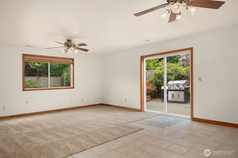 Property photo for 11828 43rd Drive SE, Everett photo 32