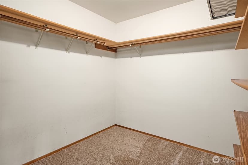 Property photo for 11828 43rd Drive SE, Everett photo 24