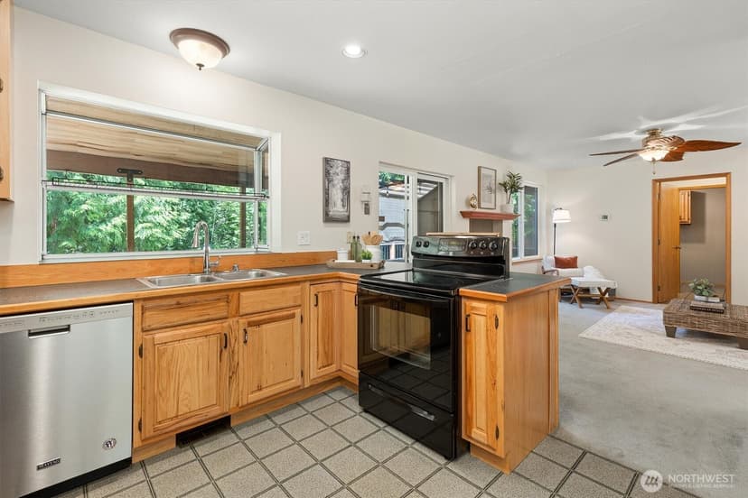 Property photo for 9420 49th Avenue Ct, Gig Harbor photo 10