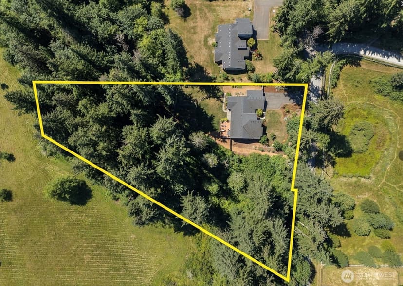 Property photo for 16424 252 Avenue SE, Issaquah photo 38