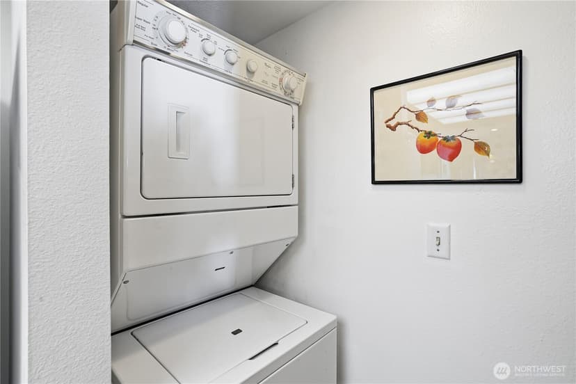 Property photo for 8618 Onyx Drive SW #F, Lakewood photo 11