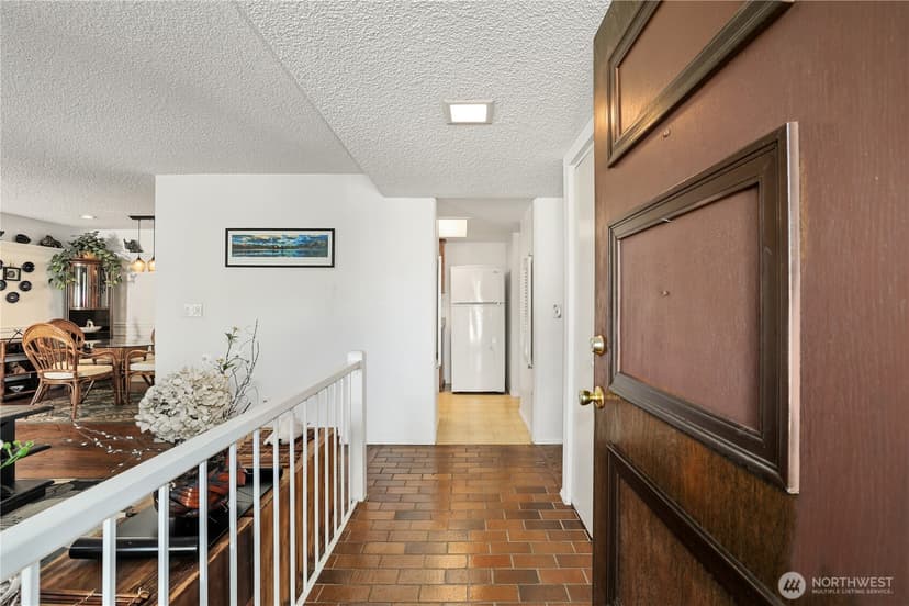 Property photo for 8618 Onyx Drive SW #F, Lakewood photo 3
