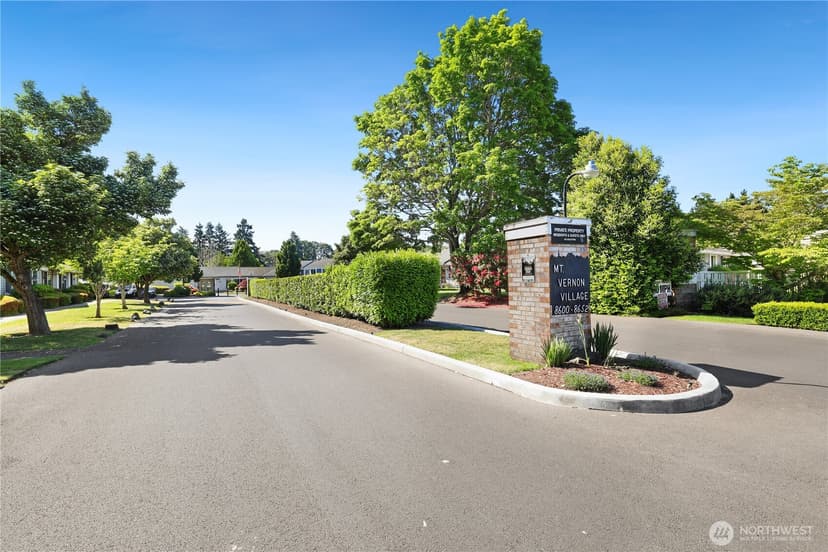 Property photo for 8618 Onyx Drive SW #F, Lakewood photo 25