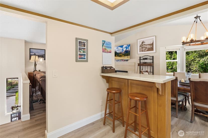 Property photo for 1951 2nd Street, Kirkland photo 17
