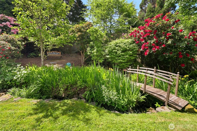 Property photo for 1951 2nd Street, Kirkland photo 6