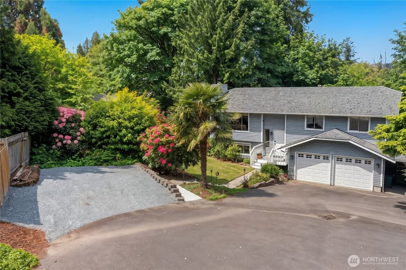 Property photo for 1951 2nd Street, Kirkland photo 2