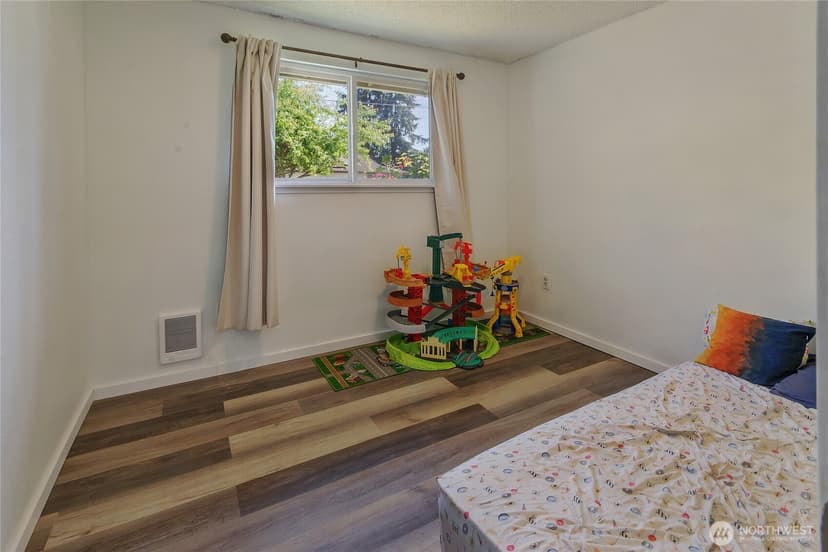 Property photo for 759 134th Street S, Tacoma photo 19