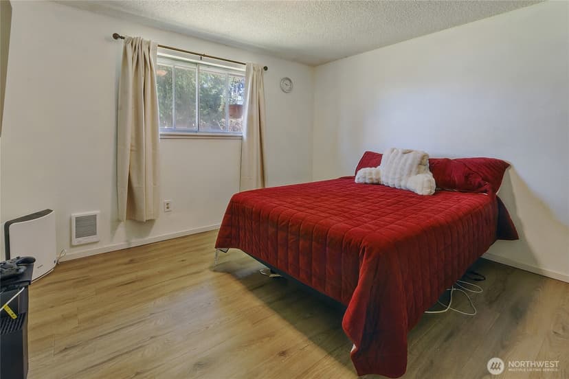Property photo for 759 134th Street S, Tacoma photo 16