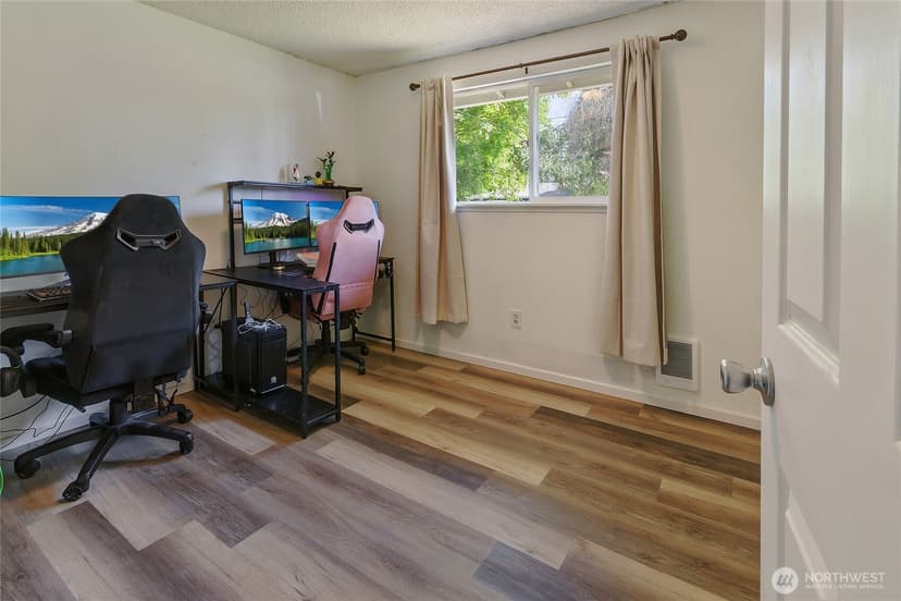 Property photo for 759 134th Street S, Tacoma photo 17