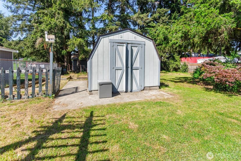 Property photo for 759 134th Street S, Tacoma photo 15