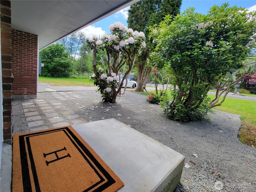 Property photo for 11801 28th Avenue E, Tacoma photo 39
