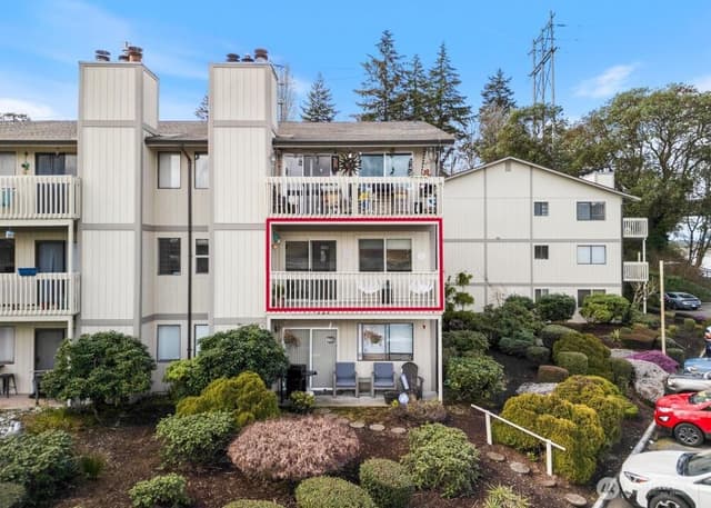 Property photo for 1735 Park Avenue #B201, Bremerton photo 3