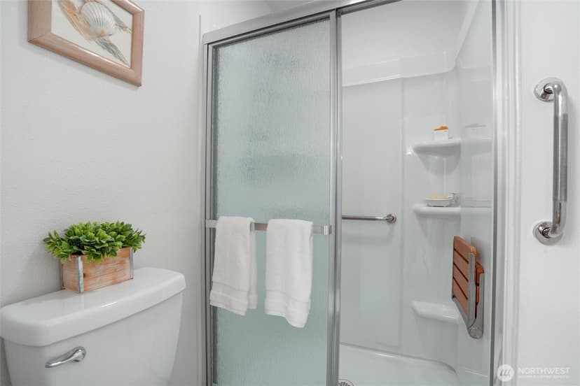 Property photo for 1735 Park Avenue #B201, Bremerton photo 21