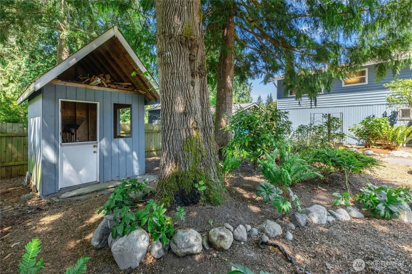 Property photo for 2051 NE Bartre Court, Poulsbo photo 26